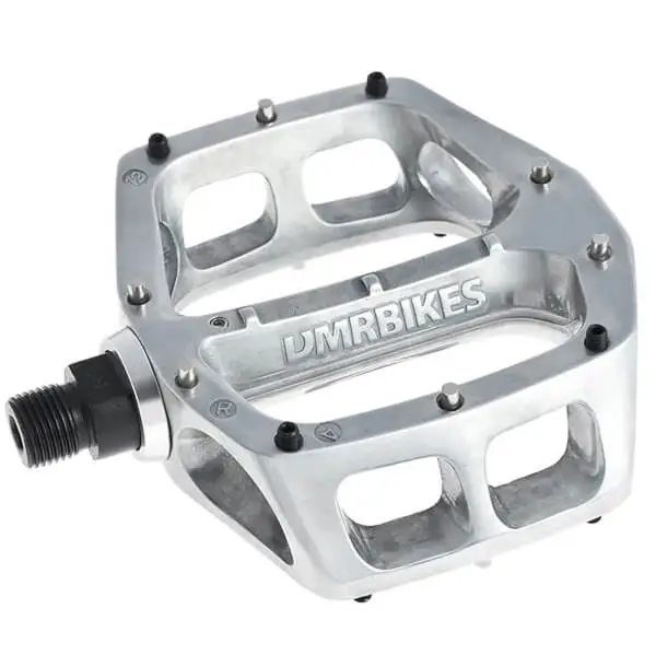 DMR V8 Classic DU Flat Pedals 2 DMR V8 Classic DU Flat Pedals - Image 2