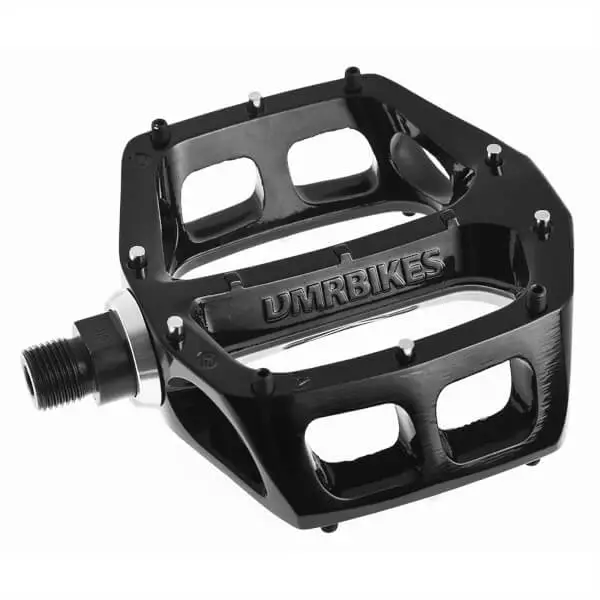 DMR V8 Classic DU Flat Pedals 1 DMR V8 Classic DU Flat Pedals