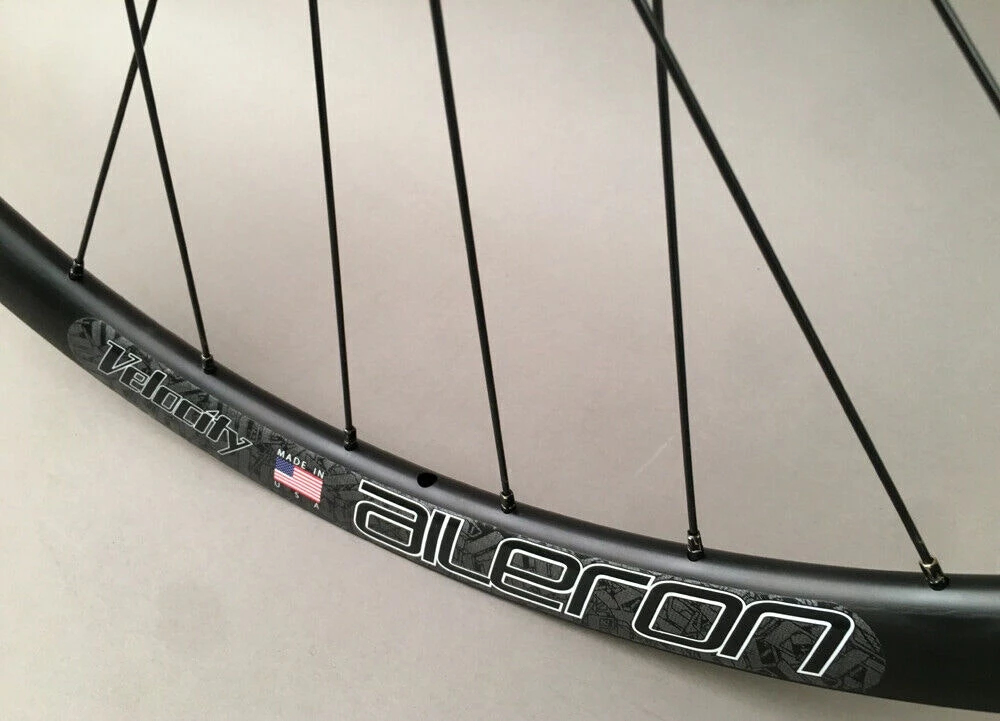 Velocity Aileron 700c Gravel CX Bike Wheels Tubeless Quick Release & Thru Axle - Image 4