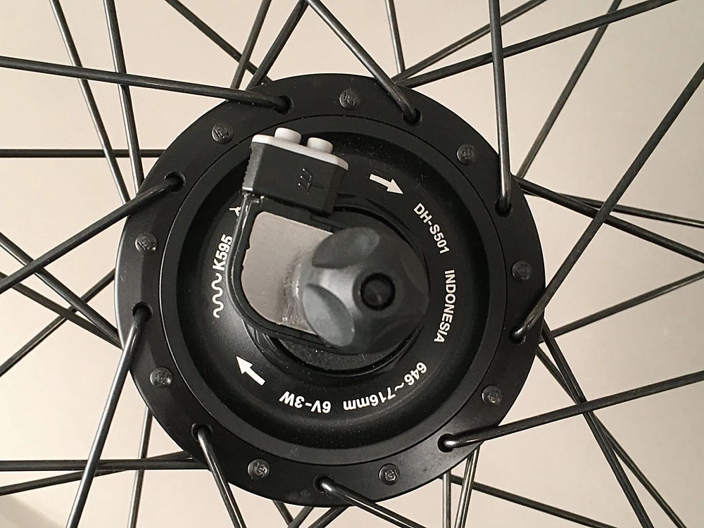 Black Heavy Duty Velocity Dyad 700c Shimano Hubs Dynamo Front 2020 - Image 6