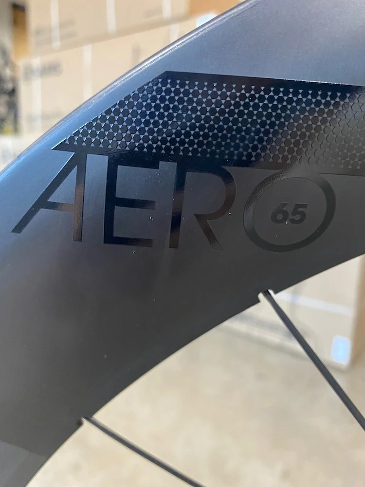 Reynolds® Reynolds Black Label Aero 65 Disc Brake Wheelset SRAM/Shimano 2022 - Image 2