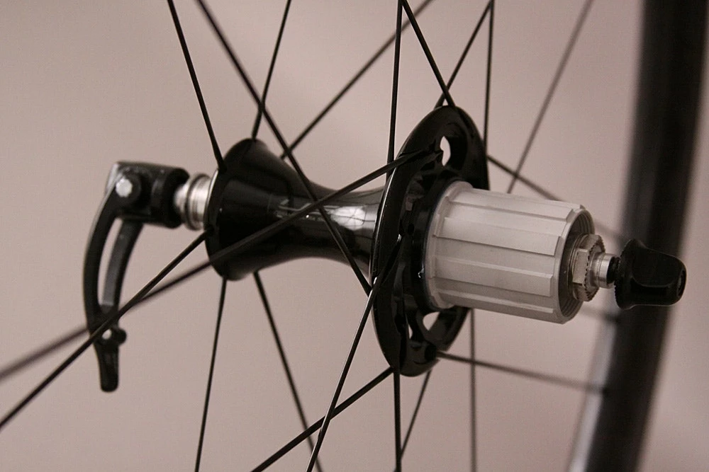 Campagnolo® Campagnolo Bora Wto 45 Carbon Tubeless Clincher Wheelset Dark Label - Image 4