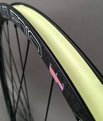 Velocity Aileron 700c Gravel CX Bike Wheels Tubeless Quick Release & Thru Axle - Image 5