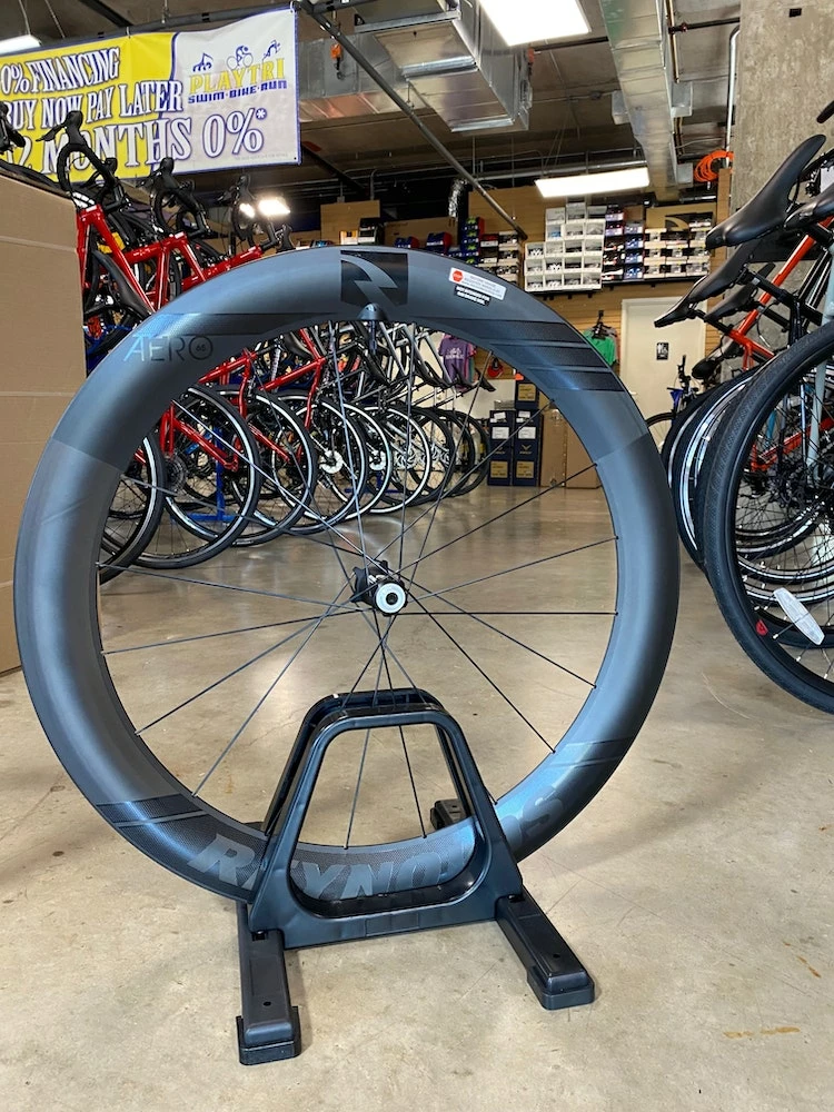 Reynolds® Reynolds Black Label Aero 65 Disc Brake Wheelset SRAM/Shimano 2022 - Image 5