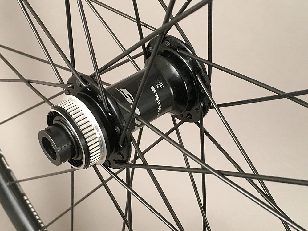 Dt-swiss DT Swiss R500 Shimano 105 Hubs Road Bike Wheelset 700c Thru Axle - Image 4