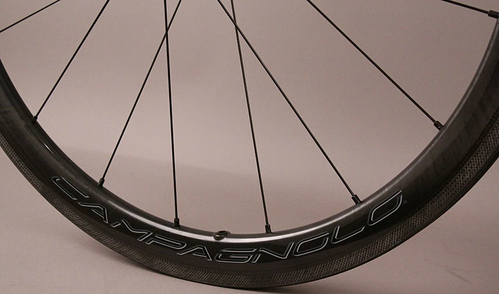 Campagnolo® Campagnolo Bora Wto 45 Carbon Tubeless Clincher Wheelset Dark Label - Image 9