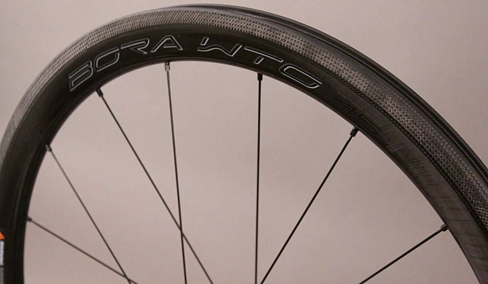 Campagnolo® Campagnolo Bora Wto 45 Carbon Tubeless Clincher Wheelset Dark Label - Image 8