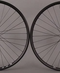 H Plus Son Archetype Road Bike Wheelset DT Swiss 370 Hubs 32h